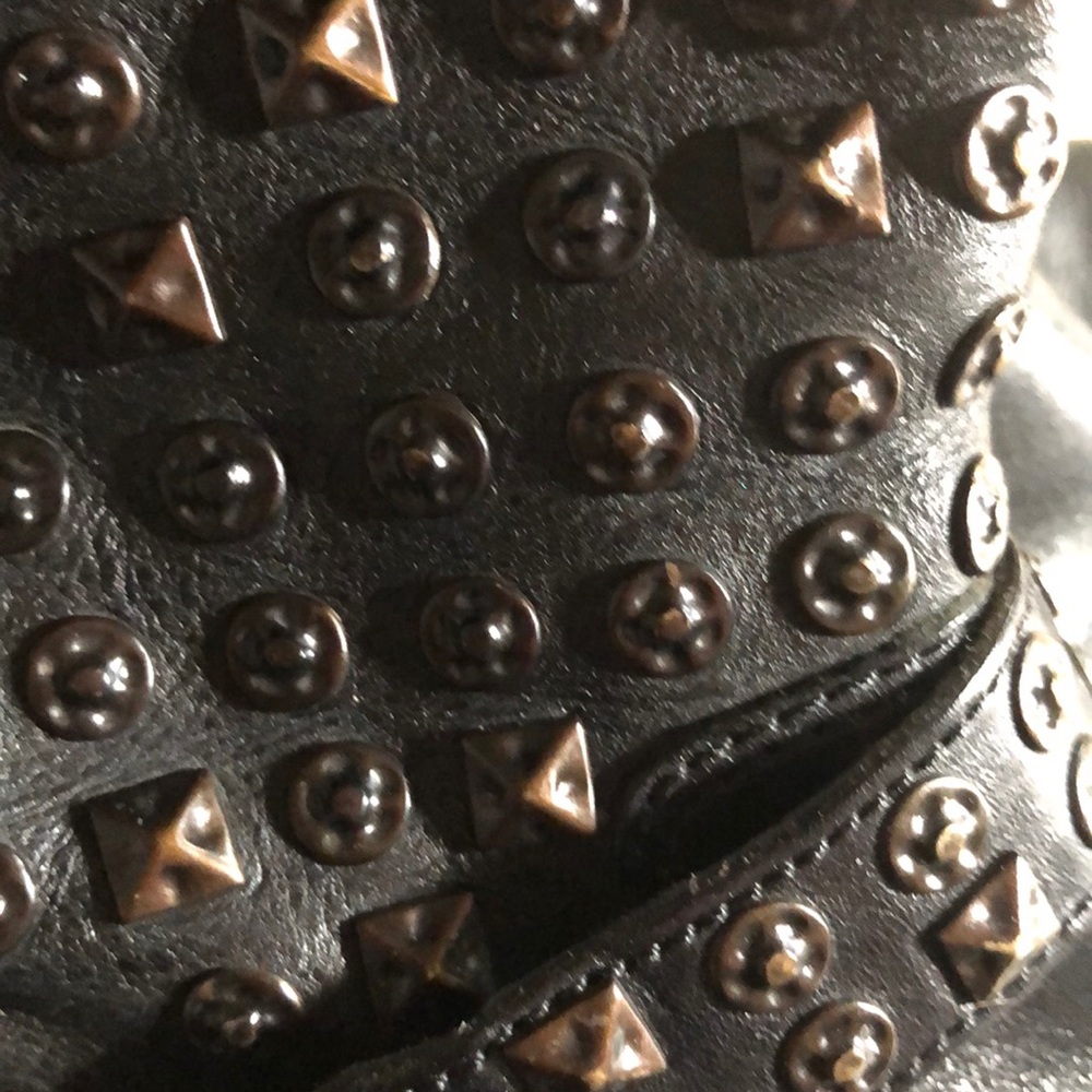 Ugg Leather Boot - image 4